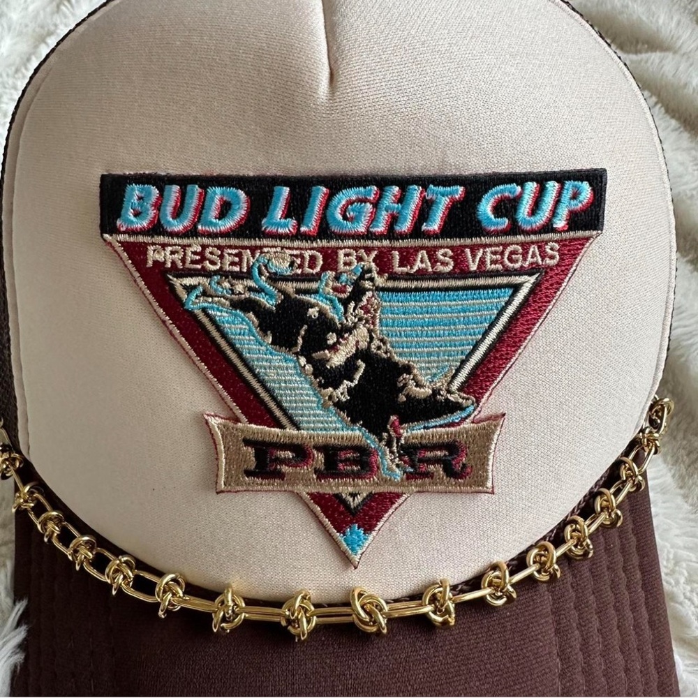 PBR BUD LIGHT CUP Las Vegas Trucker Patch Hat & Gold Chain Trending - Picture 2 of 6